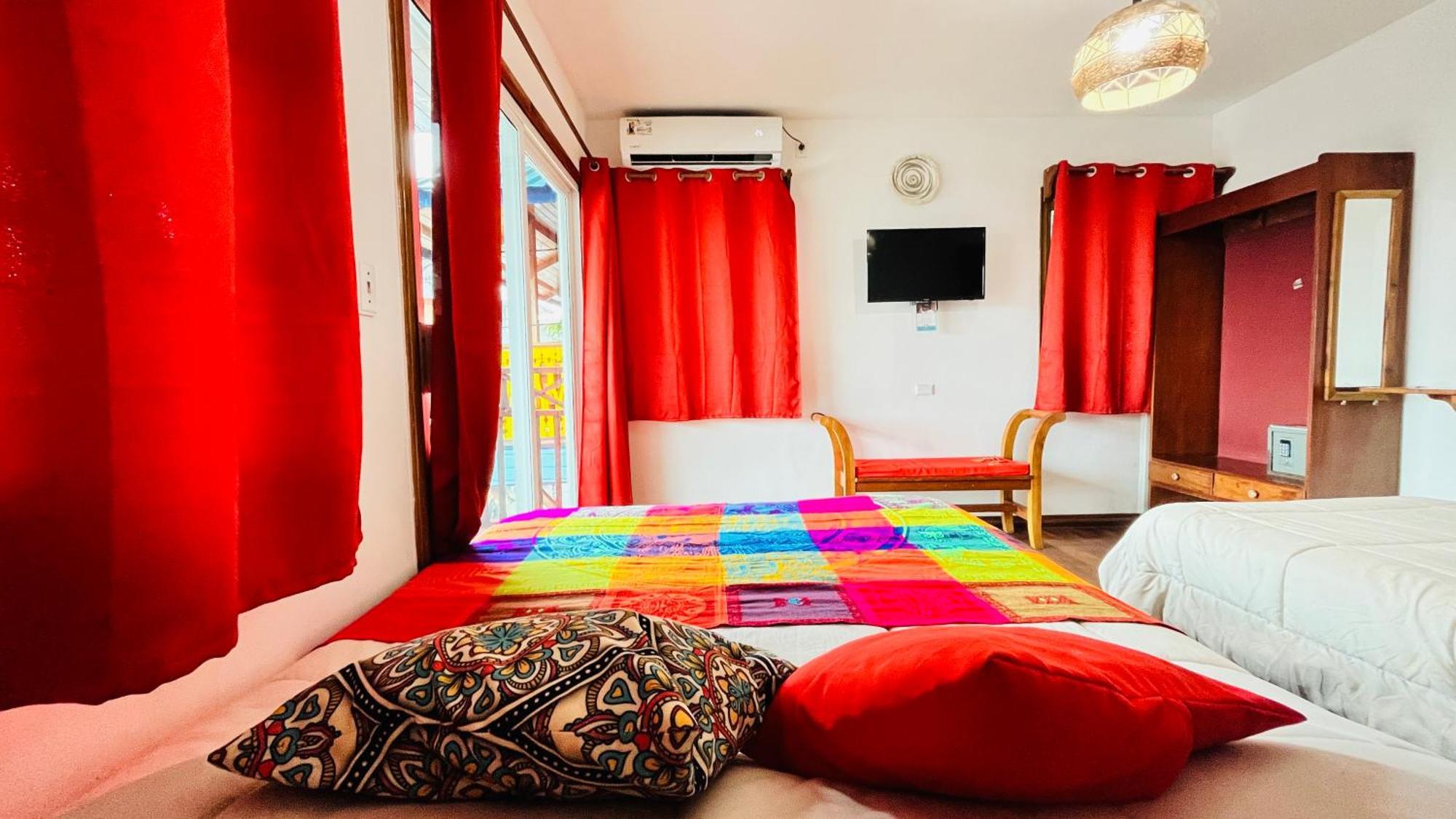 فندق La Casa Corazon بوكاس تاون المظهر الخارجي الصورة